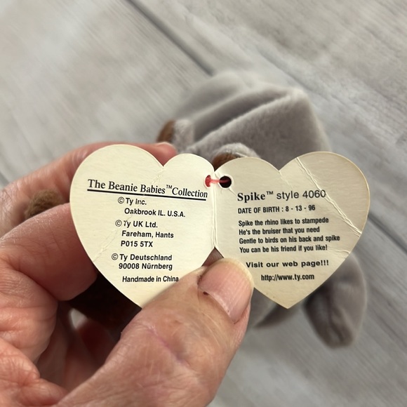 ⭐️HP!⭐️ NWT Ty Beanie Baby “Spike”‘ the rhino. PVC roller filling. 1996. - Picture 8 of 13